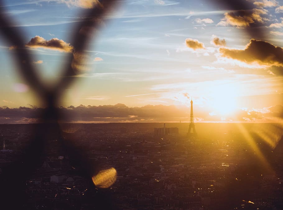 eiffel tower, paris, sunset, sky, sunlight, lens flare, sunbeam HD wallpaper