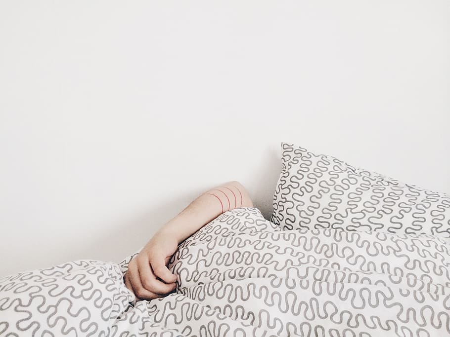 hand, bed, pillow, sheet, white, art, design, wall, human hand HD wallpaper