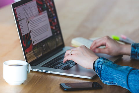 Instant Message On Laptop Photo, Coffee, Hands, Computer, Keyboard HD wallpaper