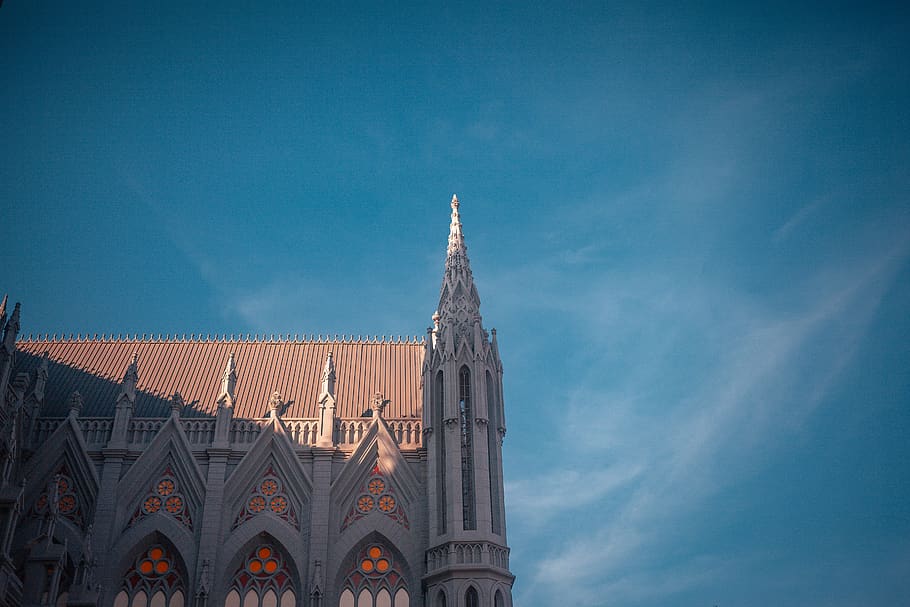 gray concrete cathedral during daytime, spire, steeple, architecture, HD wallpaper