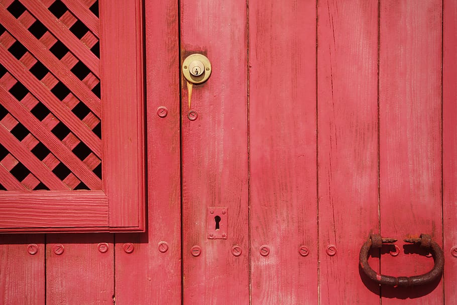 red, door, keyhole, lock, handle, wood, planks, entrance, wood - material HD wallpaper