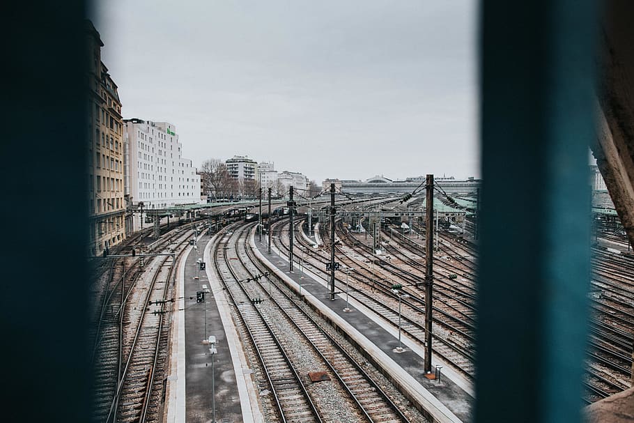 trail rail during daytime, train track, railway, transportation HD wallpaper