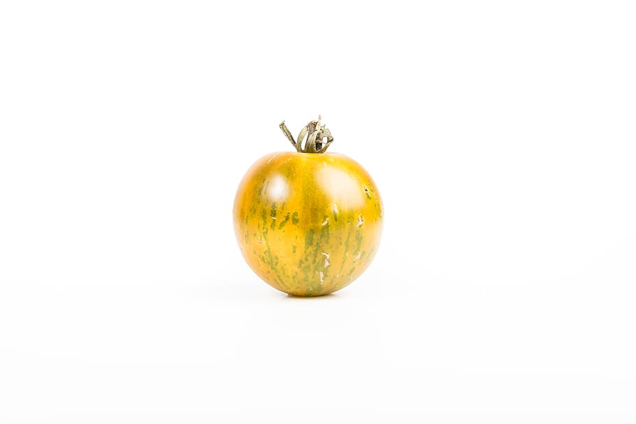 gold onion bulb, healthy eating, food and drink, fruit, studio shot HD wallpaper