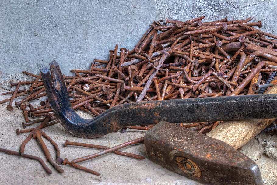 nails, hammer, scrap, carpenter, dismantling, rusty, tools