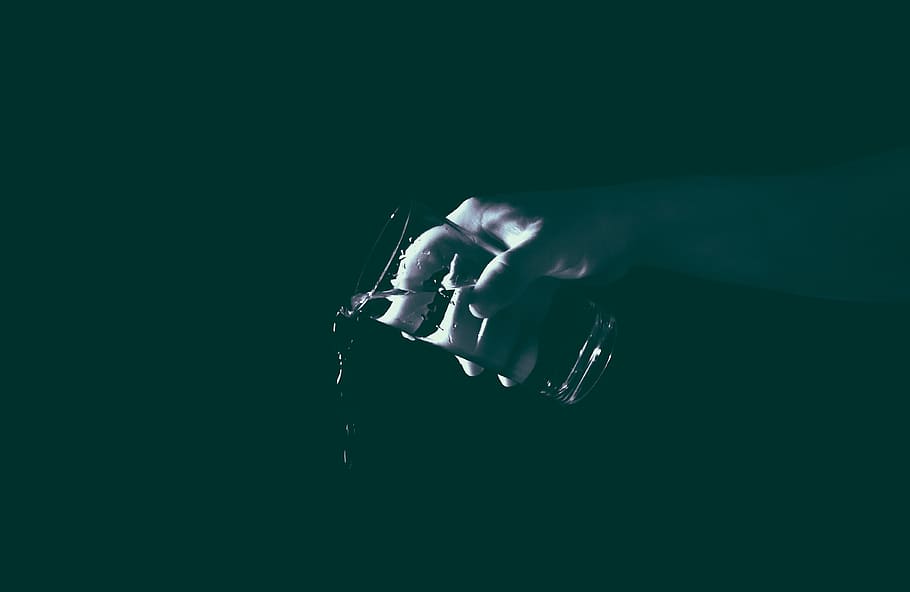 still, items, things, glass, water, pour, midair, man, person HD wallpaper