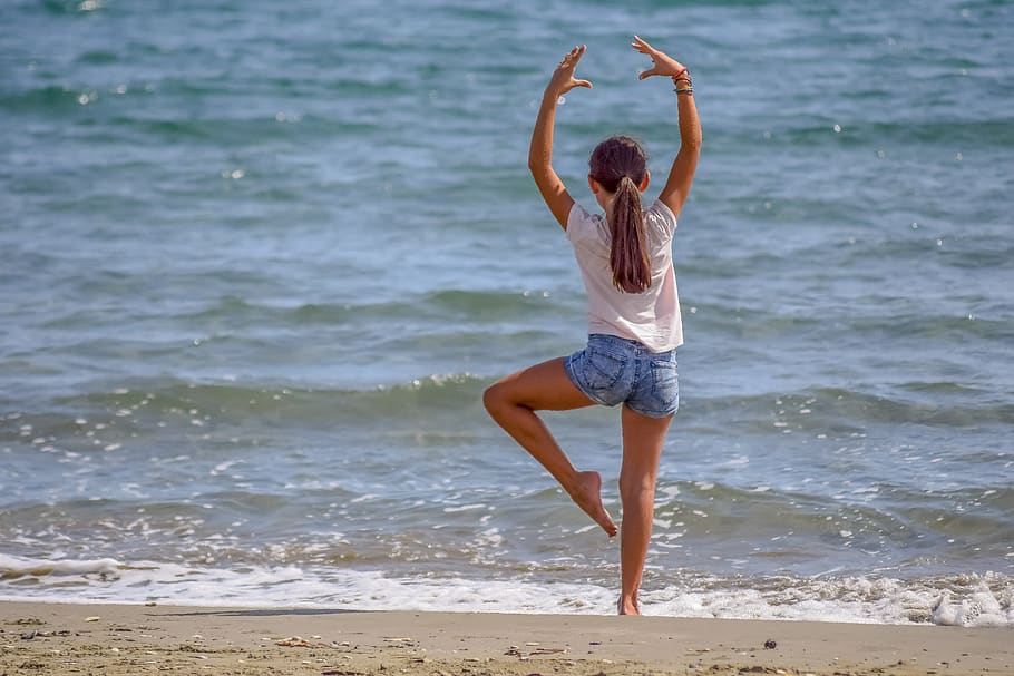 girl, dancing, outdoors, dance, dancer, female, happy, young HD wallpaper