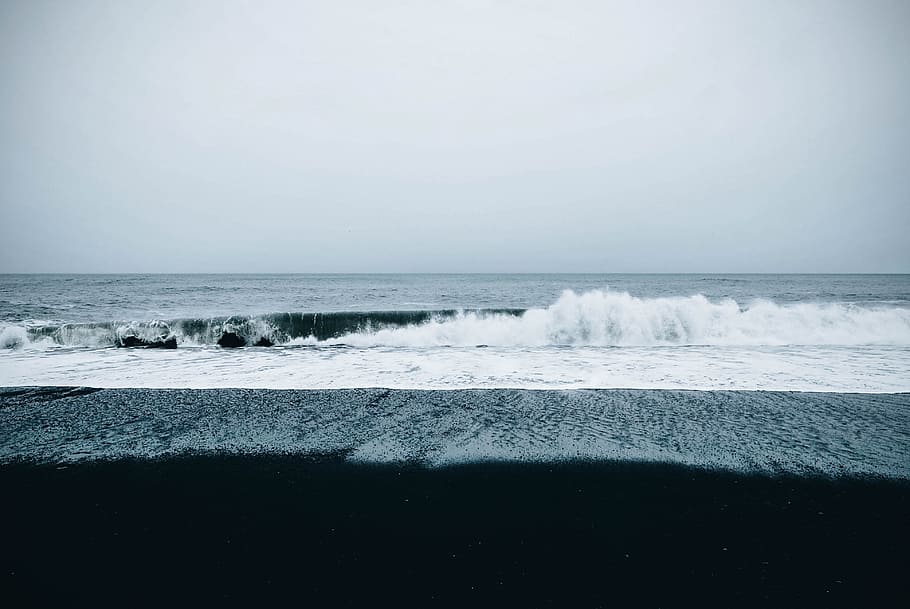 beach, black, gray, ocean, sand, sea, shore, water, waves, horizon over water HD wallpaper