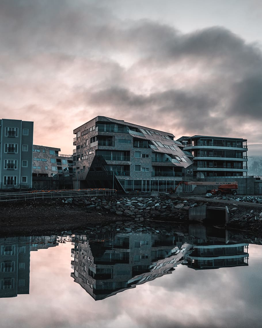 High Rise Buildings, architectural design, architecture, clouds HD wallpaper