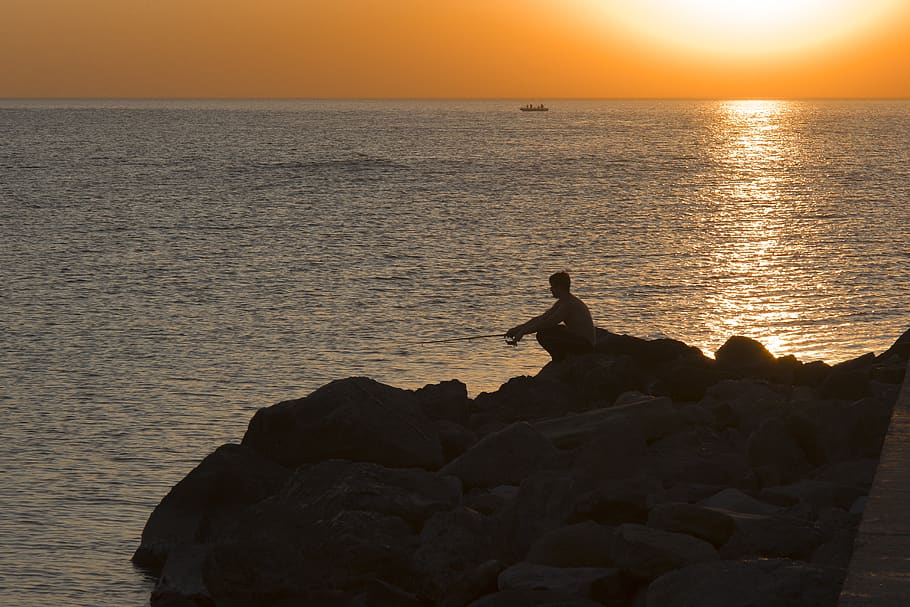 sea, beach, coast, one, thoughtfulness, dream, sunset, twilight HD wallpaper