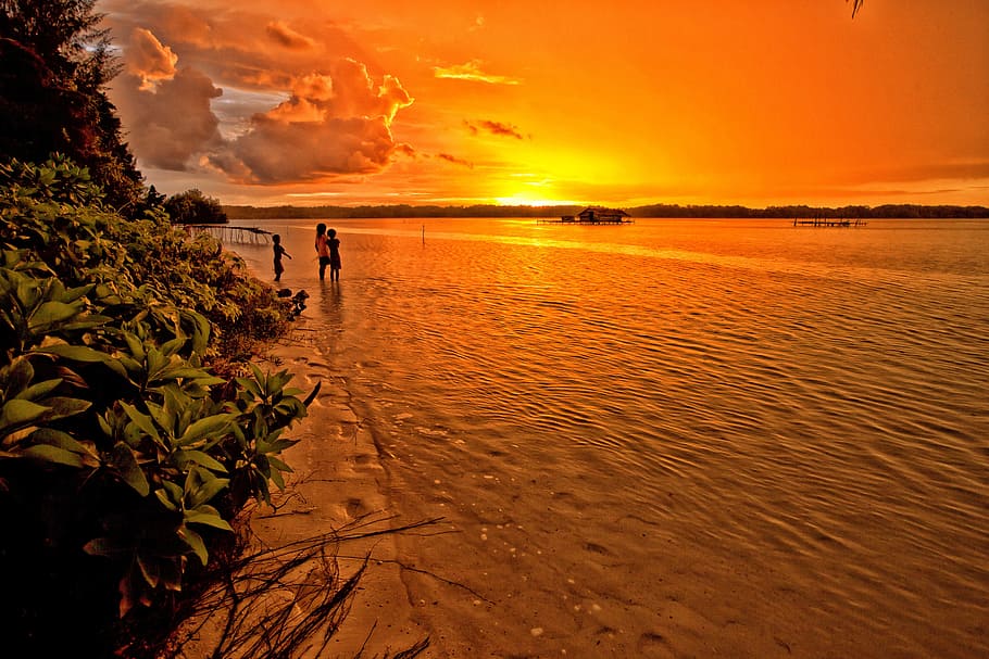 sunset, eve, evening, nature, sea, ocean, water, flow, kid HD wallpaper