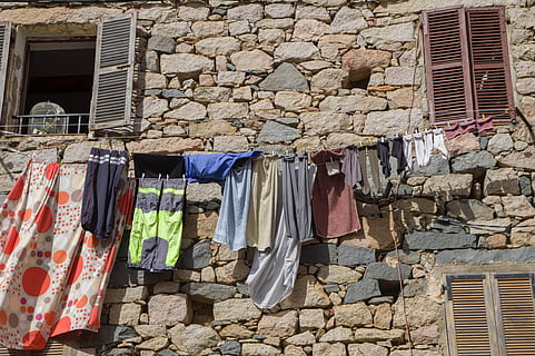 laundry, linen, garment, drying, windows, shutters, hanging HD wallpaper