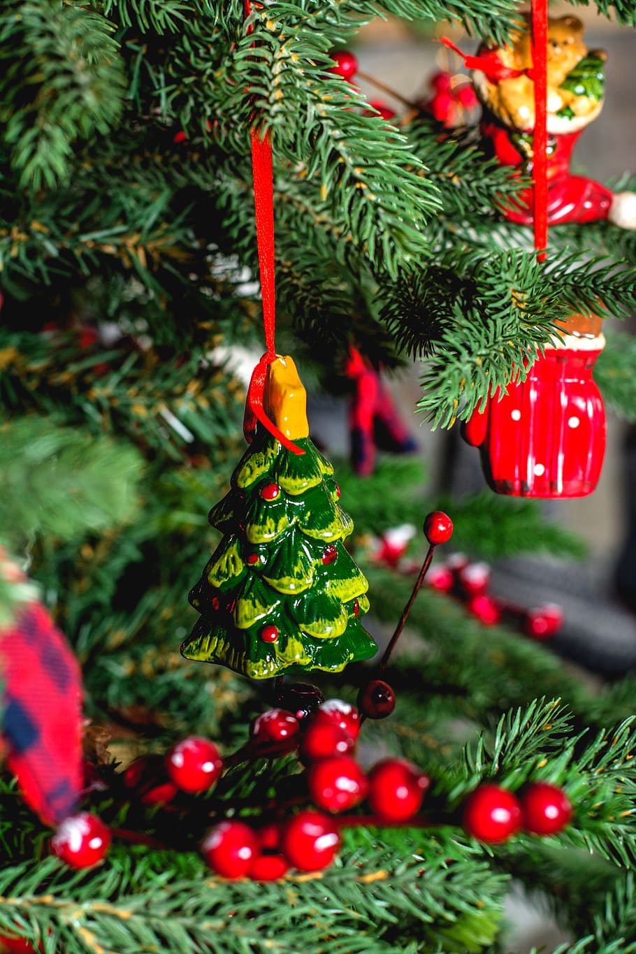 christmas, holiday, christmas tree, celebration, decoration HD wallpaper