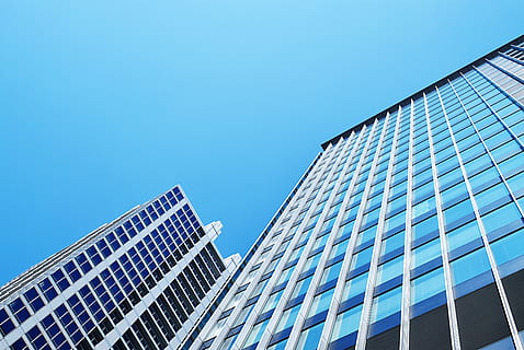 white glass building, office building, urban, city, high rise HD wallpaper