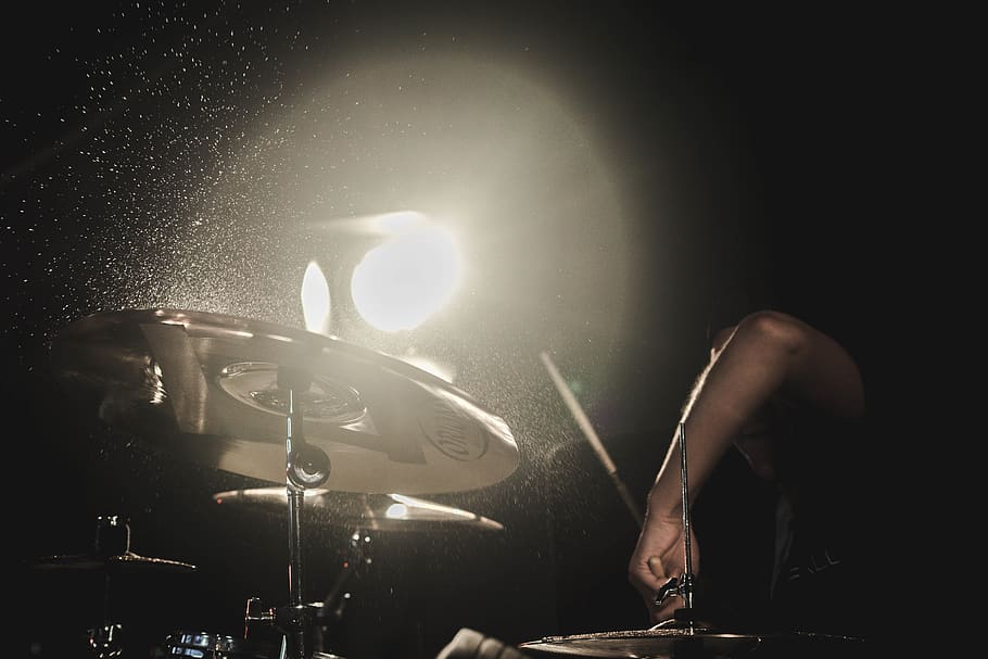 person performing drum, arts culture and entertainment, night HD wallpaper