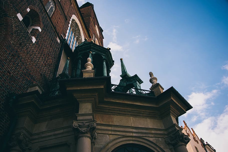 krakow, architechture, art, architecture, built structure, low angle view HD wallpaper