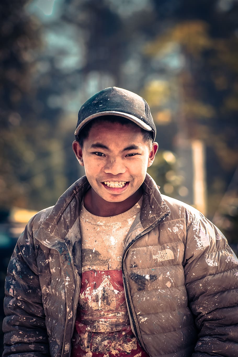 nepal, looking at camera, portrait, one person, smiling, front view HD wallpaper