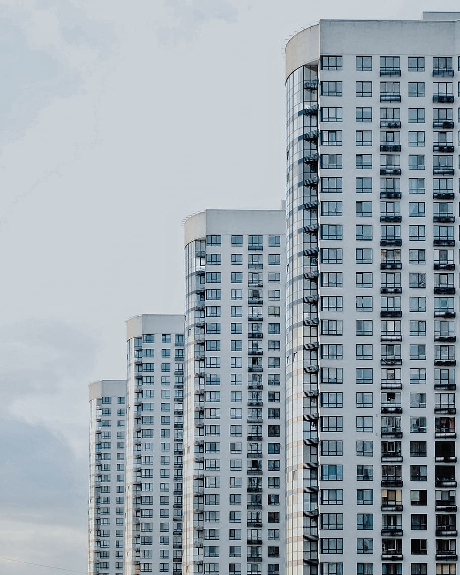 four white painted buildings, built structure, architecture, building exterior HD wallpaper