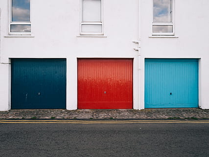 blue shutter door beside rroad, colour, re, red, dark blue, scotland HD wallpaper