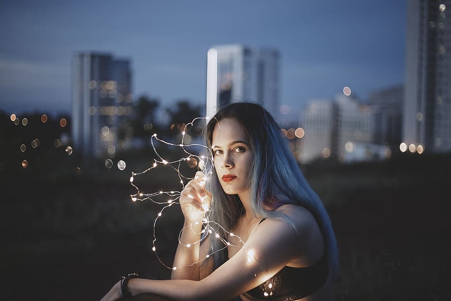 Woman Holding String Lights, attractive, beautiful, beauty, dame HD wallpaper