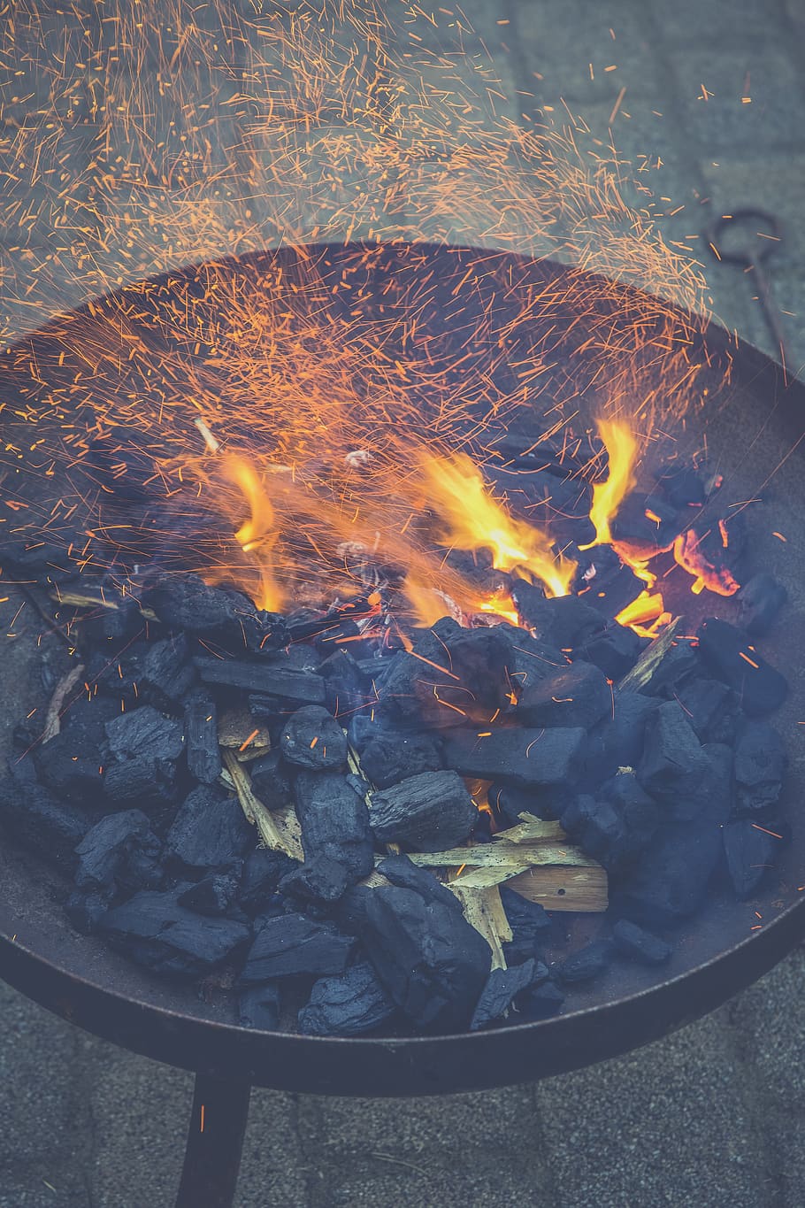 still, items, things, grill, charcoal, burning, flames, fire HD wallpaper