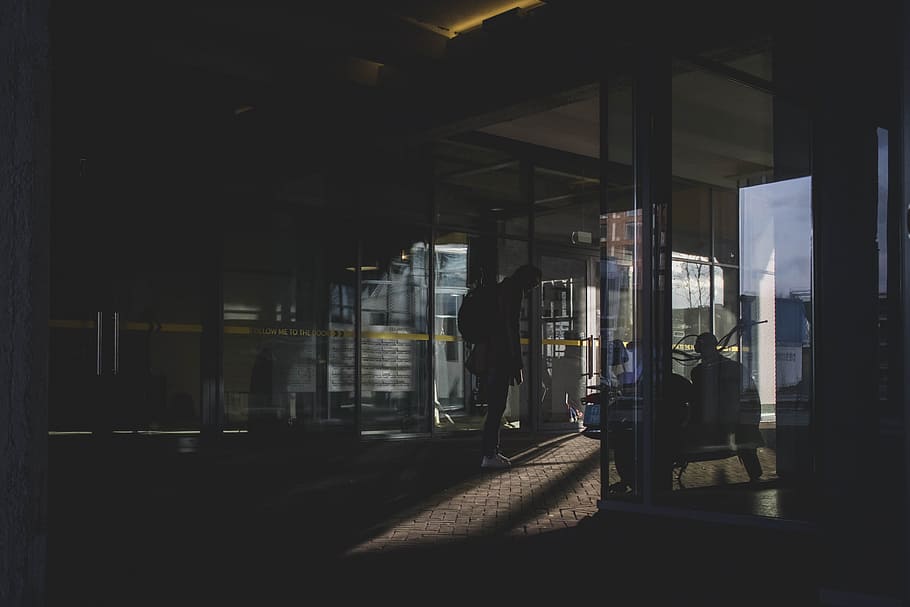 People in a Building With Glass Walls, backpack, dark, daylight HD wallpaper