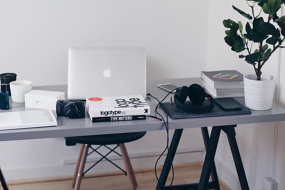 laptop, apple, macbook, computer, browser, research, study HD wallpaper