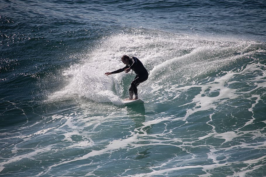 surfer, man, surfing, water, ocean, beach, wave, surfboard HD wallpaper