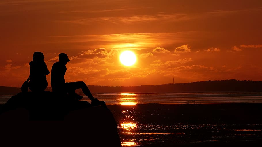sunset, couple, love, romantic, romance, people, silhouette HD wallpaper