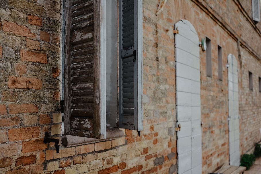 brown painted brick building, lapedona, italy, grey, architecture HD wallpaper