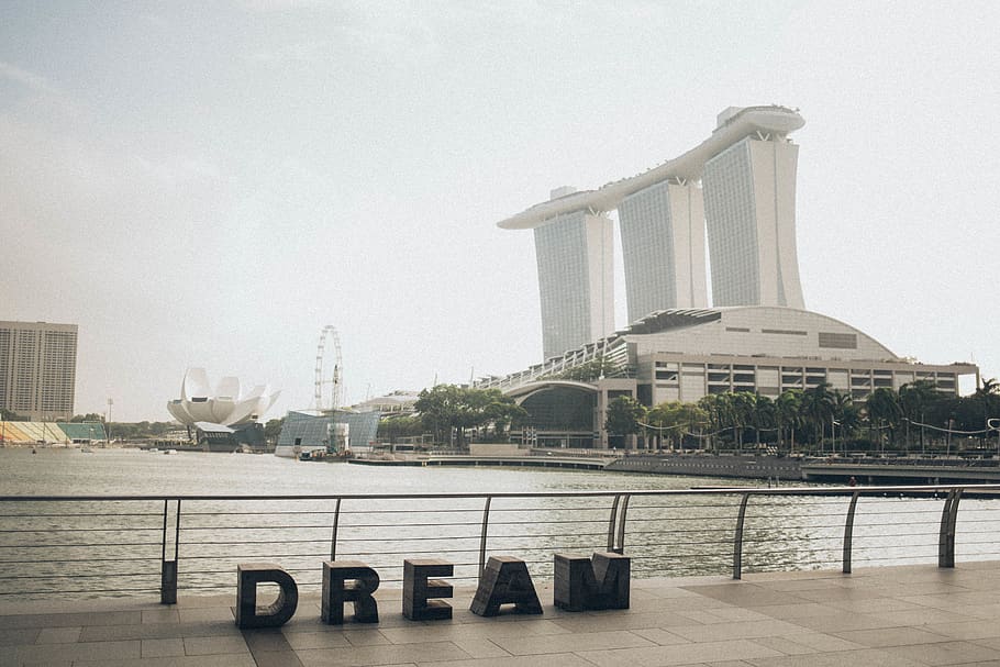 Dream Lettering Near Fence Overlooking Marina Bay Sands Building HD wallpaper