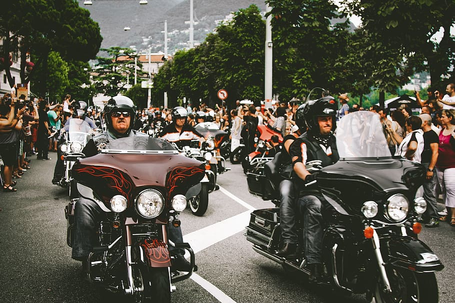 Black and Red Touring Motorcycle, asphalt, bikers, chopper, chrome HD wallpaper
