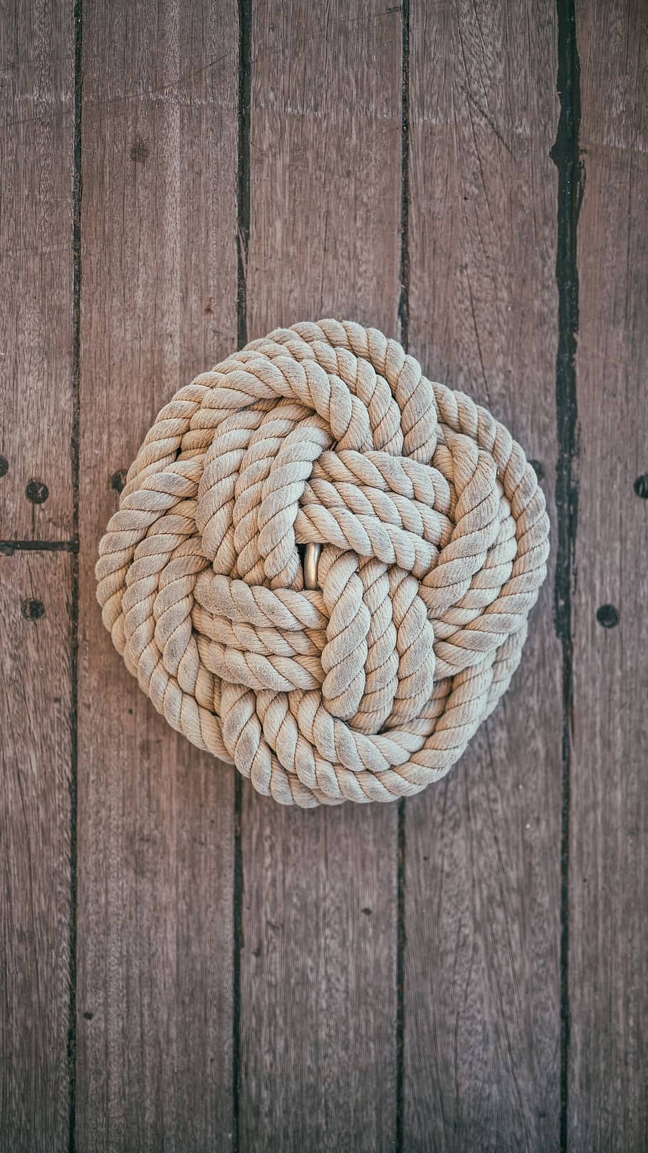 beige rope on brown surface, wood - material, strength, close-up HD wallpaper