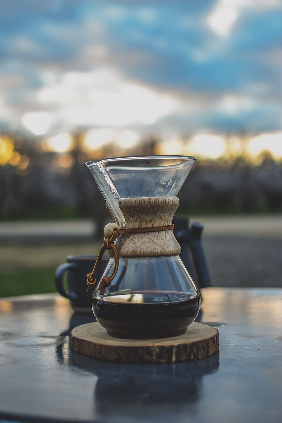 selective focus photography of clear glass coffee jar, pour over, HD wallpaper
