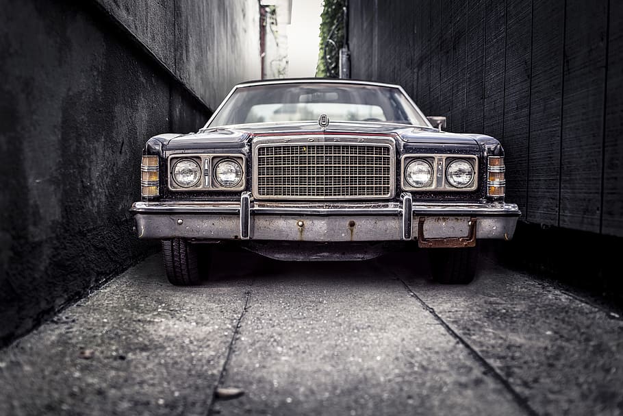 Vintage Black Sedan, car, narrow, parking, tightly, mode of transportation HD wallpaper