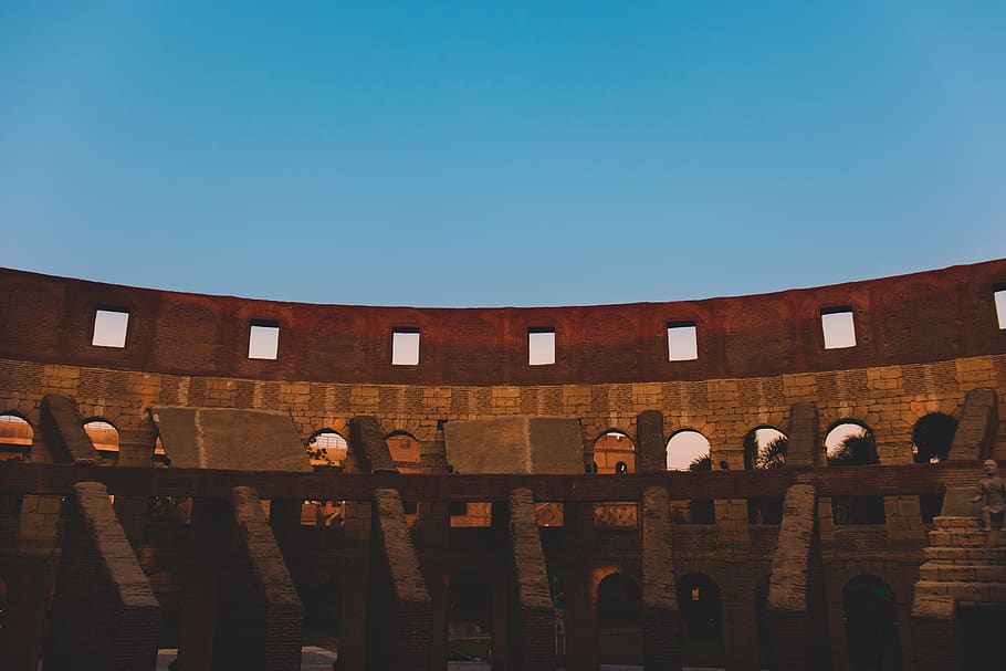 Gray Concrete Building, amphitheater, architecture, daylight HD wallpaper