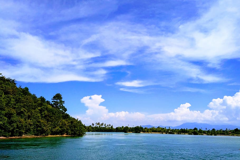 Ocean Under Blue Sky and White Clouds, beach, daylight, landscape HD wallpaper