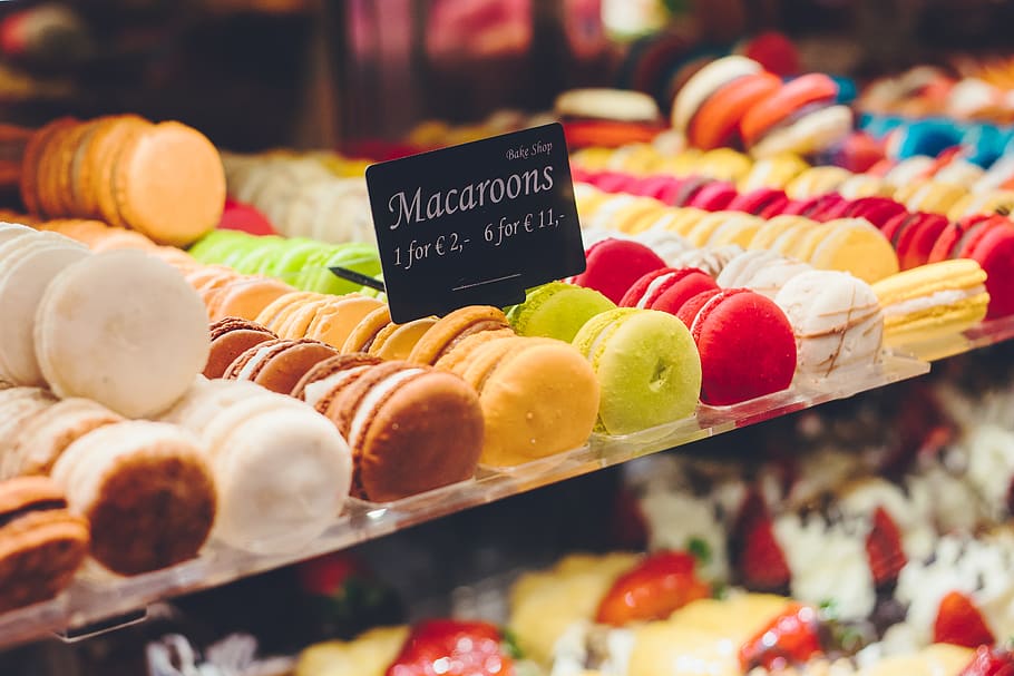 baked macaroons, food, choice, food and drink, retail, store HD wallpaper