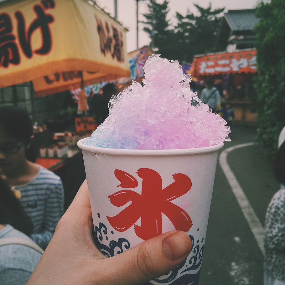 people, cup, ice, cold, dessert, hand, outside, real people HD wallpaper