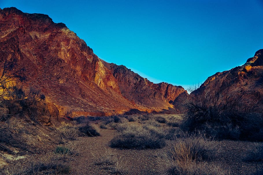 Brown Rock Mountains during Day, blue sky, cliffs, daylight, daytime HD wallpaper
