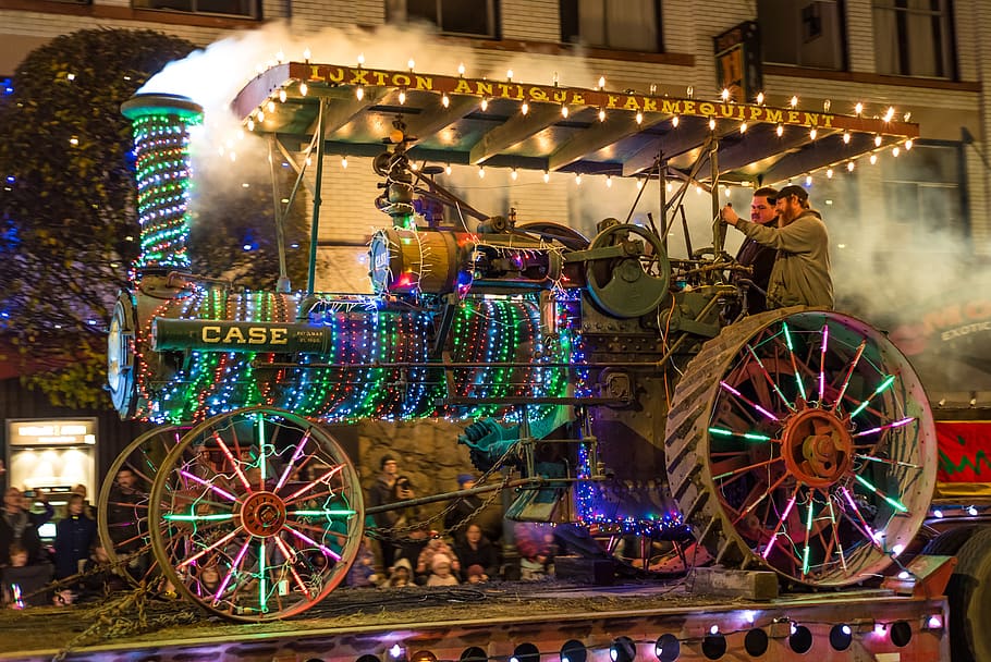 antique, case, christmas, crowd, illumination, light, lights HD wallpaper