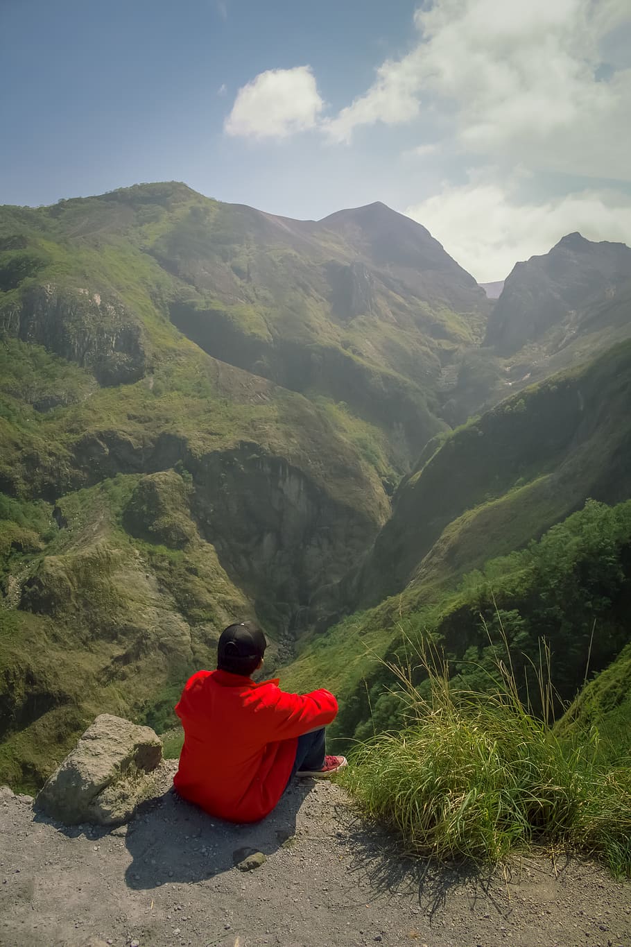 person sitting on mountain, nature, outdoors, human, scenery HD wallpaper
