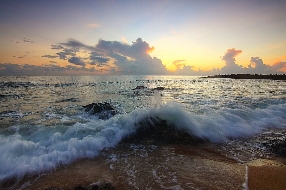 Crashing Sea Waves during Golden Hour, beach, clouds, dawn, evening sky HD wallpaper