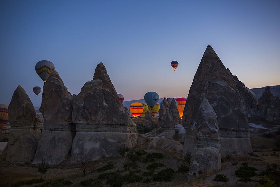 Capadocia, Turkey, mountain, rock, cliff, sky, balloon, float, HD wallpaper