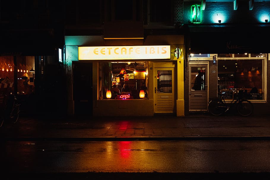 Eetcafe storefront, illuminated, night, communication, text, architecture HD wallpaper