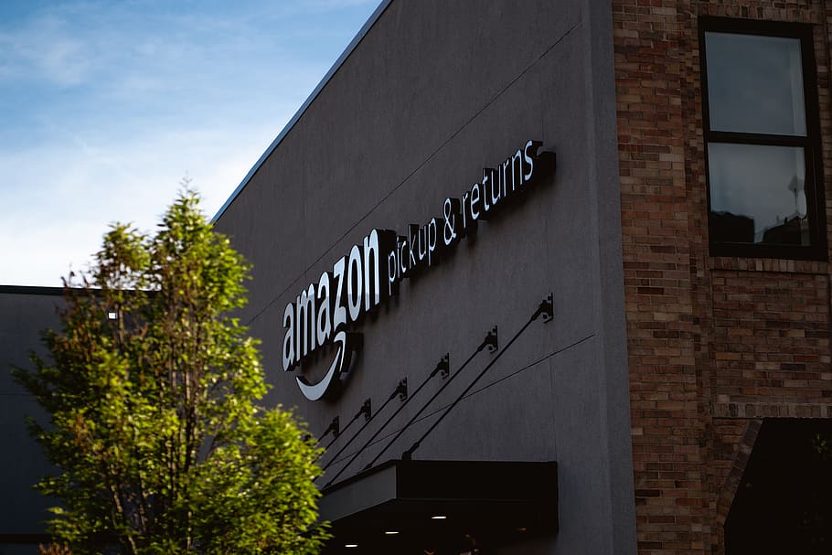 Amazon pickup & returns building, built structure, building exterior HD wallpaper