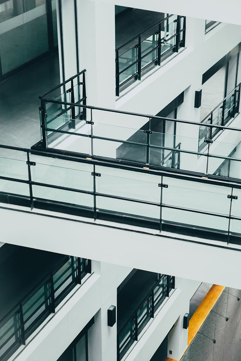 white concrete building during daytime, handrail, banister, railing HD wallpaper