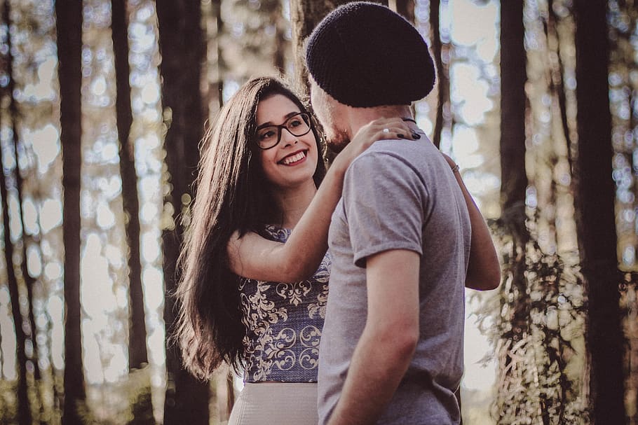 tree, wood, forest, feeling, smile, glass, vintage, hipster HD wallpaper