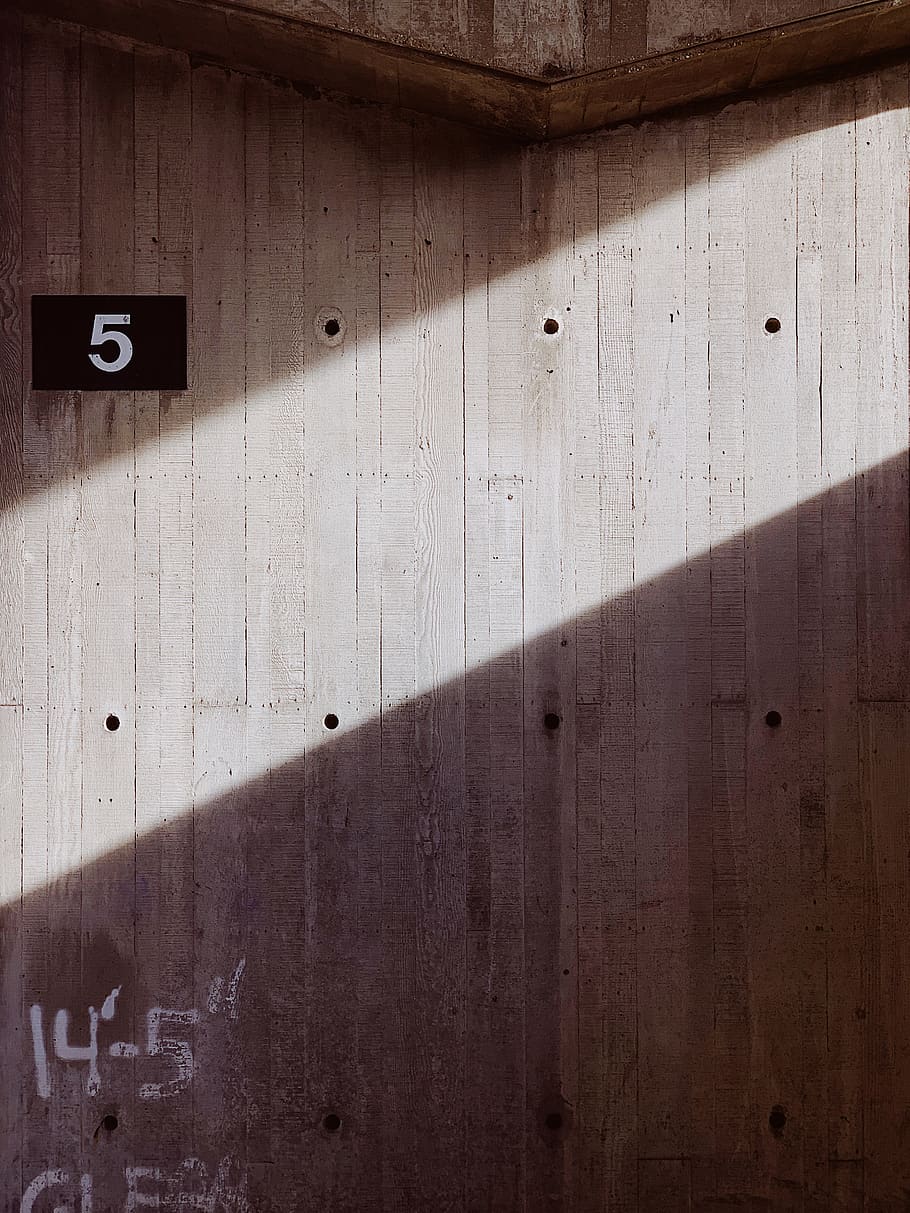 brown wooden surface, plywood, text, wall, shadow, light, hardwood HD wallpaper