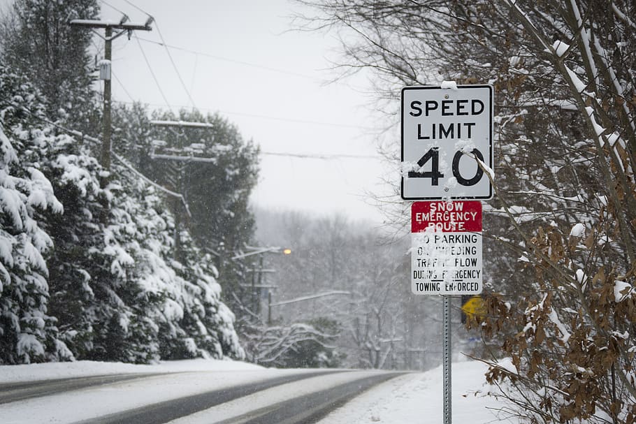 white and black speed limit signage, snow, nature, usa, ox rd and burke lake park rd, HD wallpaper