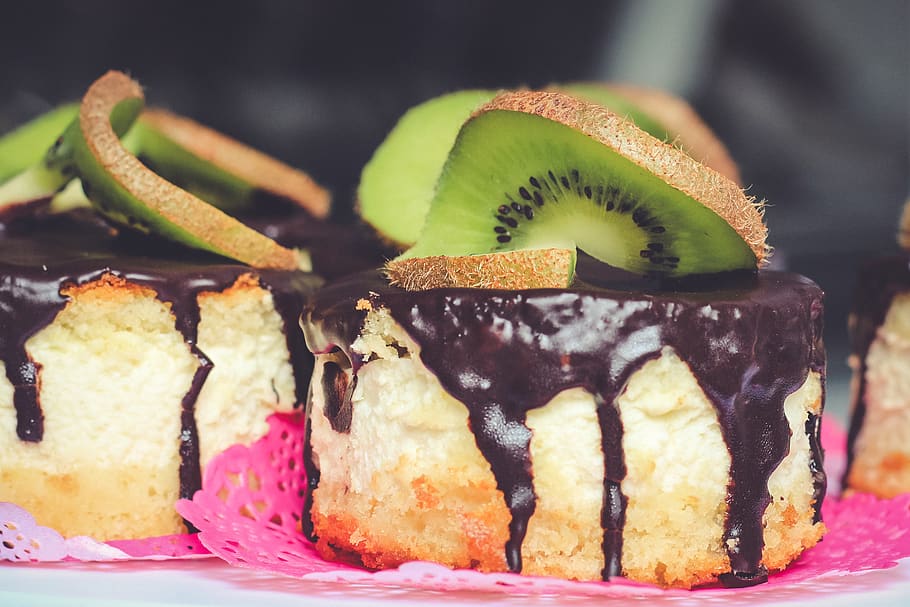 sweet, cooking, fruit, chacolate, bakery, kiwi, cake, food HD wallpaper